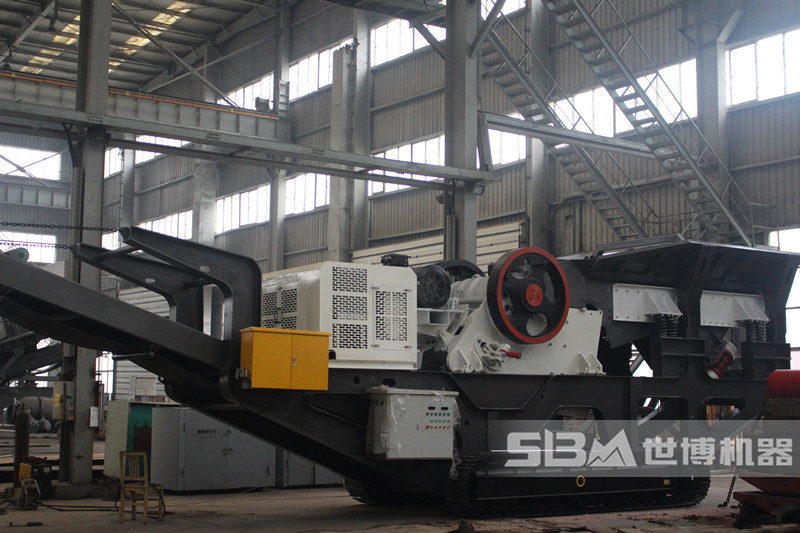 柴油履帶式石頭破碎機(jī)，主機(jī)配置顎破