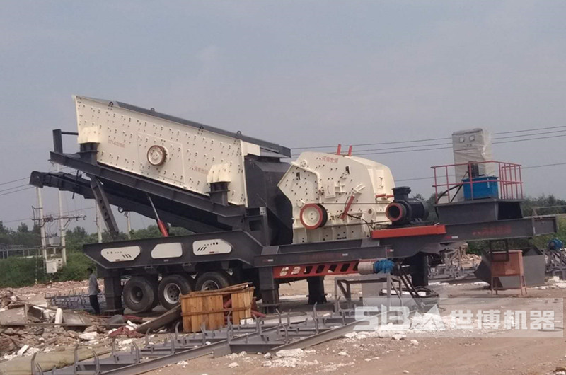移動碎石機(jī)，移動板材廢料碎石機(jī)