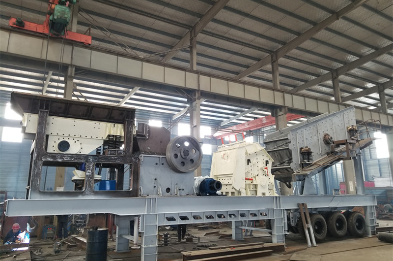 四組合移動石頭破碎機(jī)