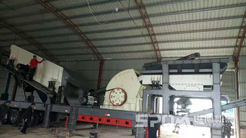 移動(dòng)式石子破碎機(jī)