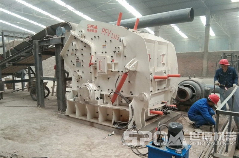 1315反擊破現(xiàn)場圖，可見配套電機(jī)