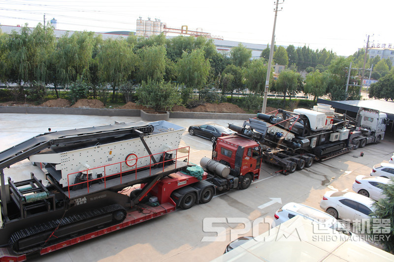 新型履帶式移動(dòng)篩沙機(jī)發(fā)貨