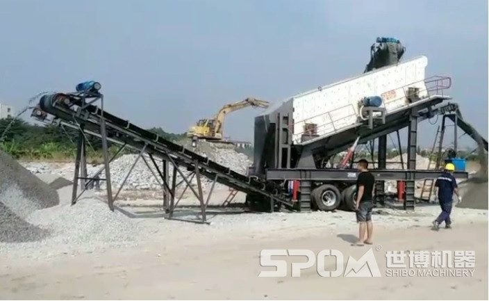 移動(dòng)方便的石子振動(dòng)篩現(xiàn)場(chǎng)圖