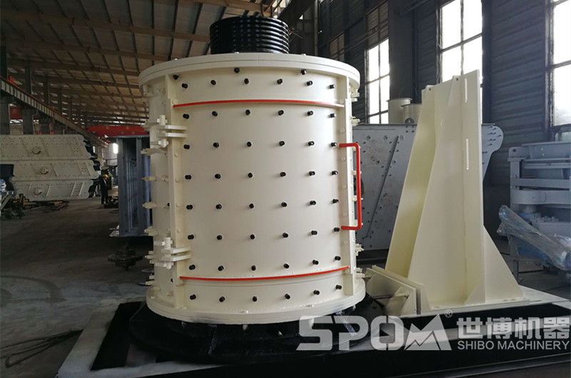 河南小型立式復(fù)合破碎機(jī)