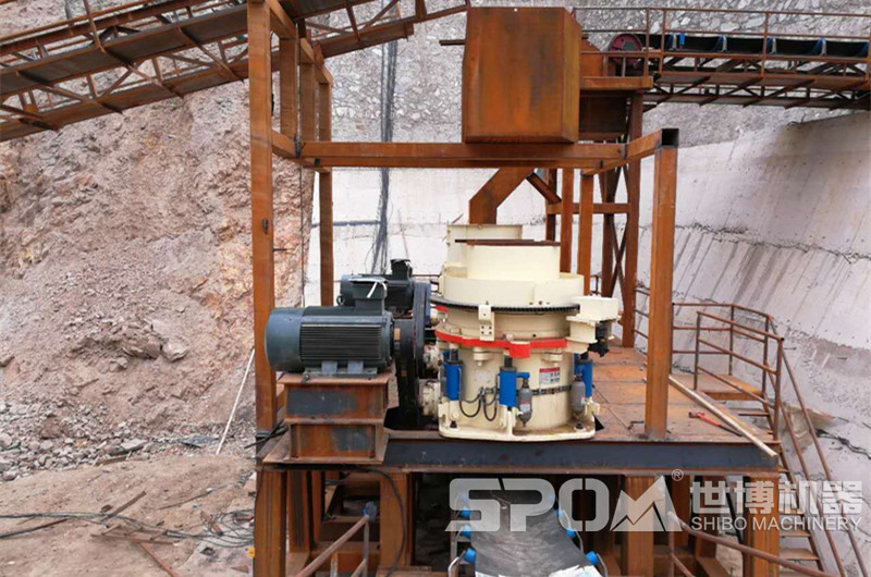 100型液壓圓錐破碎機(jī)