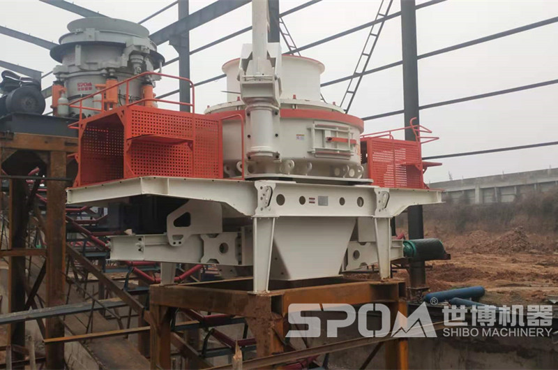 制砂機(jī)，在玄武巖制砂生產(chǎn)線中制砂整形
