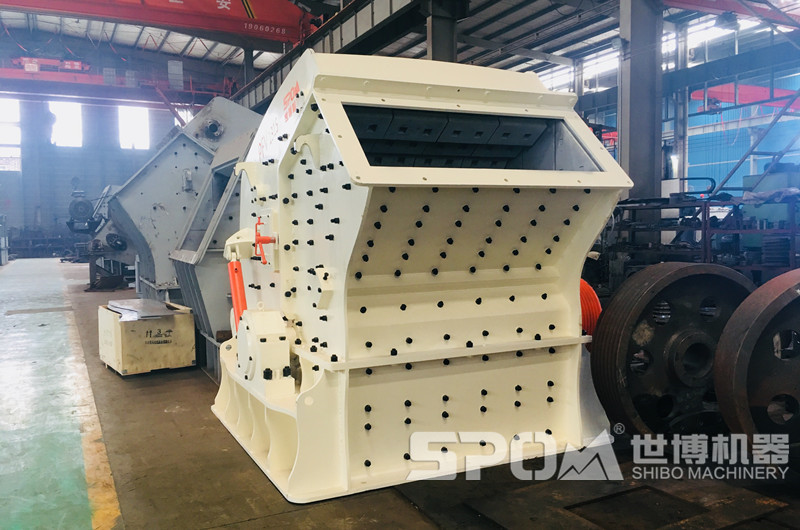 1315型反擊石頭破碎機(jī)