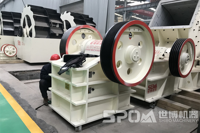 便宜的石頭石子機，找源頭生產(chǎn)廠家河南世博